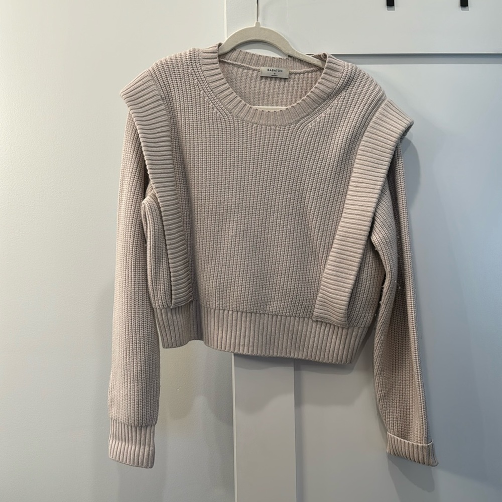 Aritzia sweater - built in shoulder pads